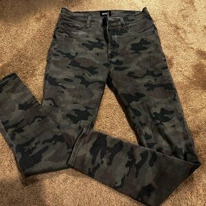 NWT Hudson camo camouflage skinny high waisted Barbara jeans